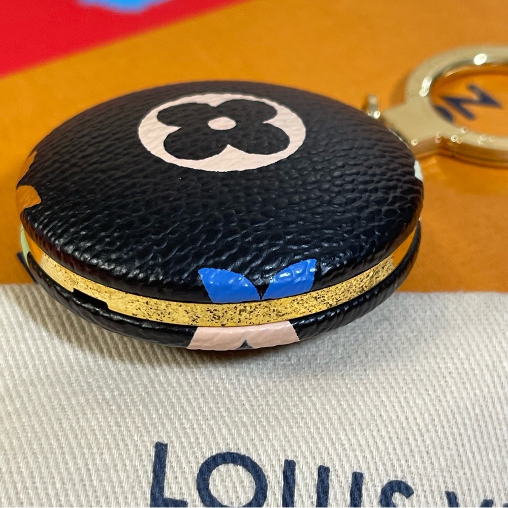 Louis Vuitton Astropill Multicolor Light Up Key Chain or Bag Charm - Picture 10 of 16